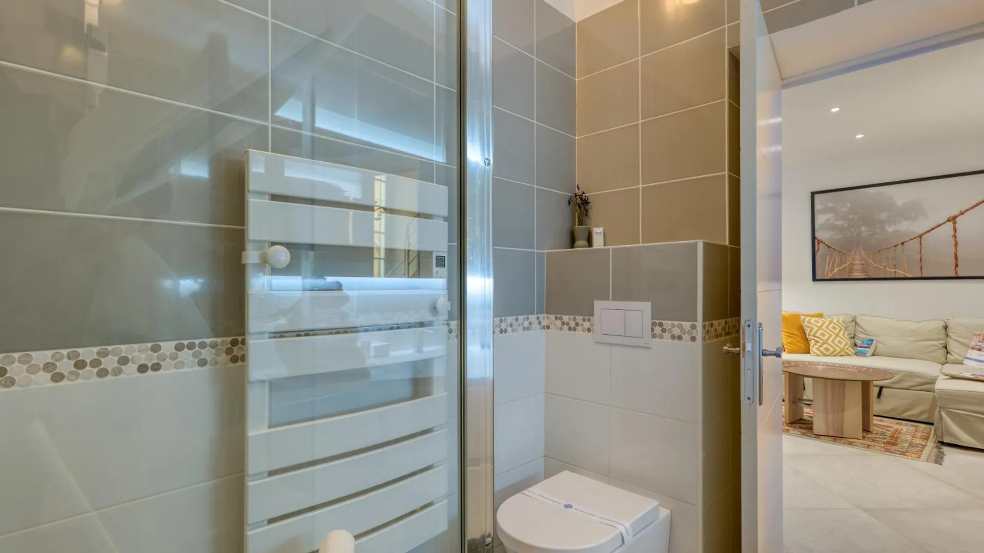 Apartment Two Levels Apt In Historical Building - Happy Rentals Menton