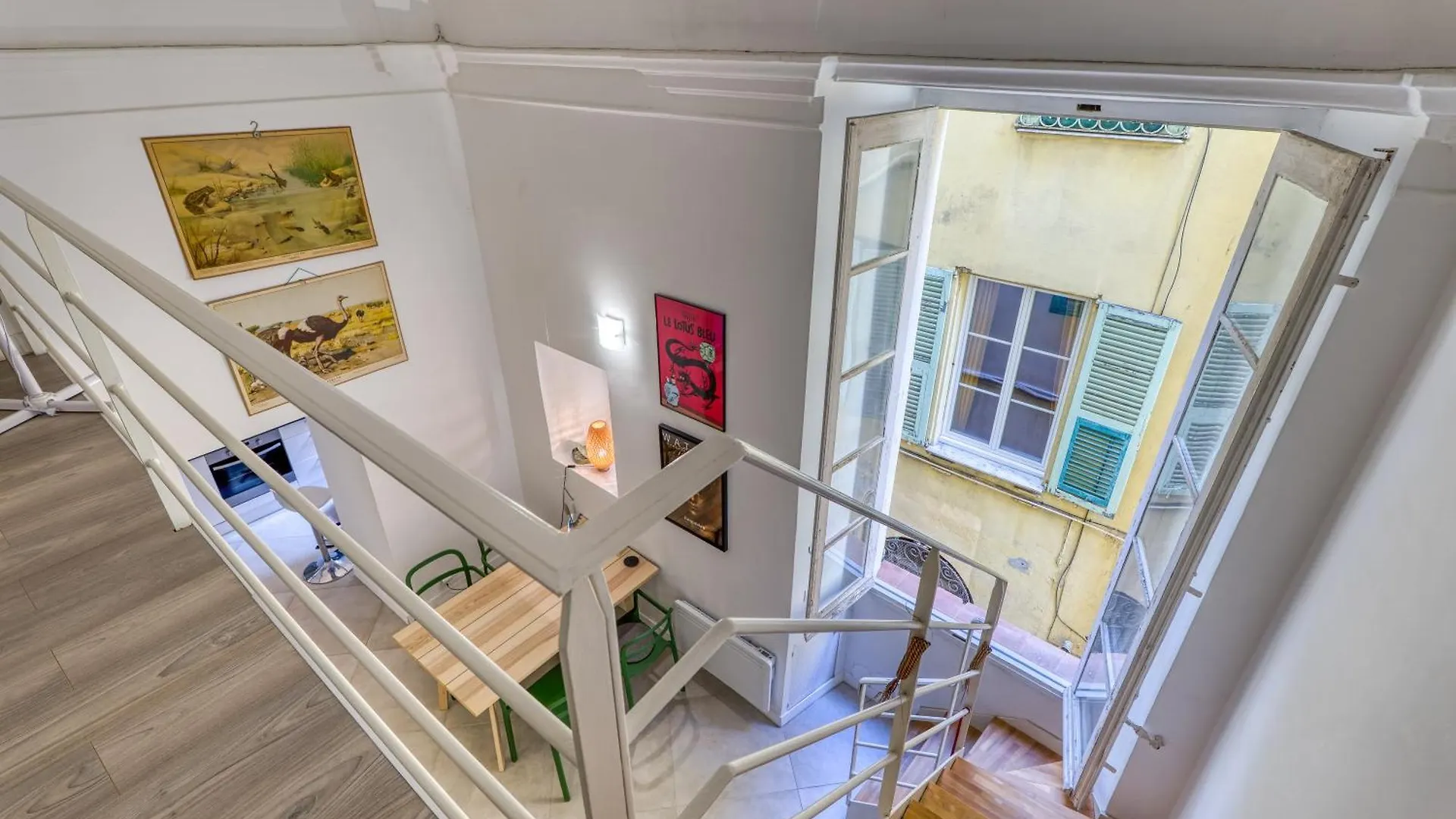 Two Levels Apt In Historical Building - Happy Rentals Menton Apartment